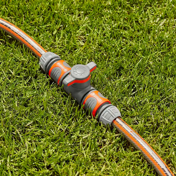 GARDENA Coupling with Flow Control Valve image 1