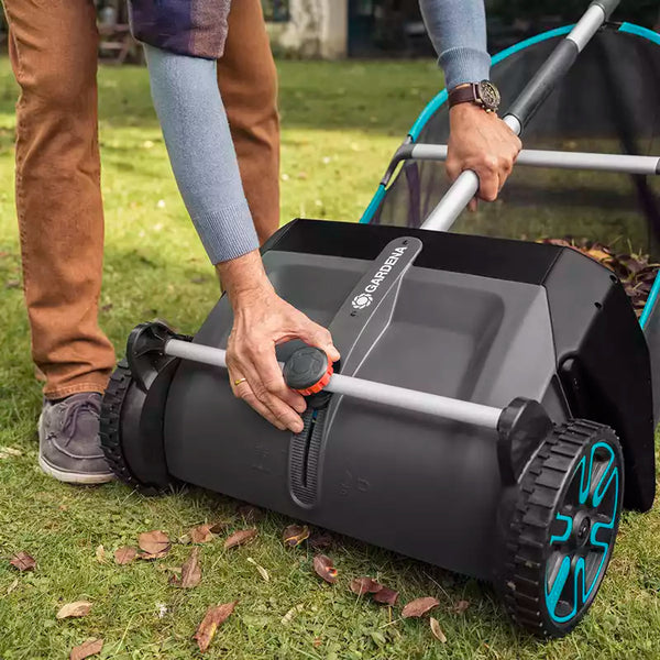 GARDENA Leaf & Grass Collector image 4