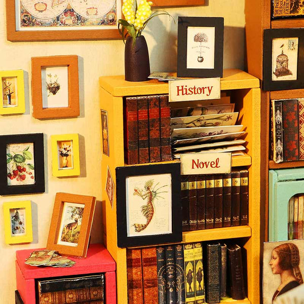 Robotime 'Sam's Study' DIY Miniature House image 3