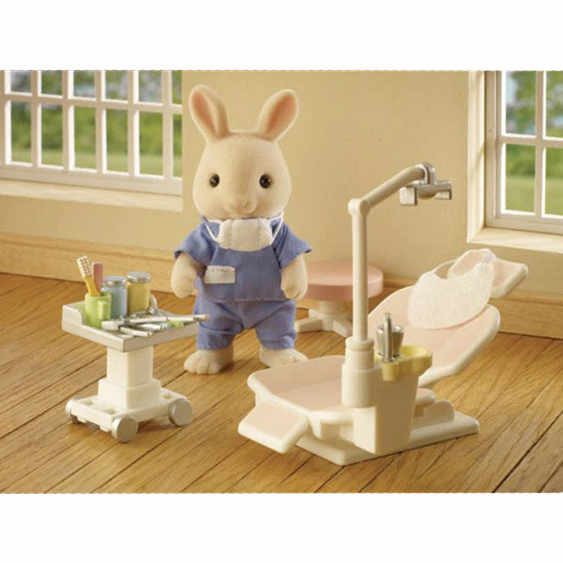 Sylvanian Families Country Dentist Set image 0