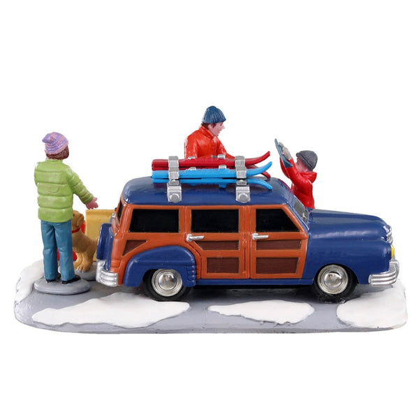 Lemax Winter Vacation image 3