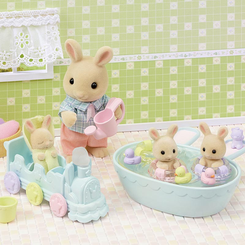 Sylvanian Families Triplets Baby Bathtime Set image 0