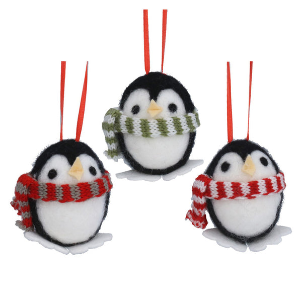 Gisela Graham Cosy Hanging Penguin (Assorted Designs)