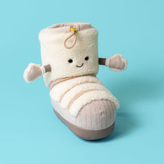 Jellycat Amuseables Perta Snow Boot
