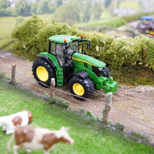 John Deere 6M 240 Lifestyle