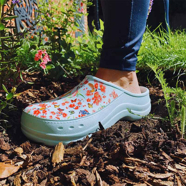 LBC Boots Ultralight Floral Leisure Clogs side detailing