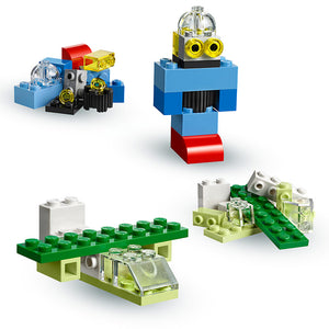 Lego Classic Creative Suitcase 10713 Feature 3