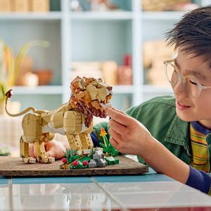 Lego Creator 3 In 1 Majestic Lion 31386 Lifestyle with Boy