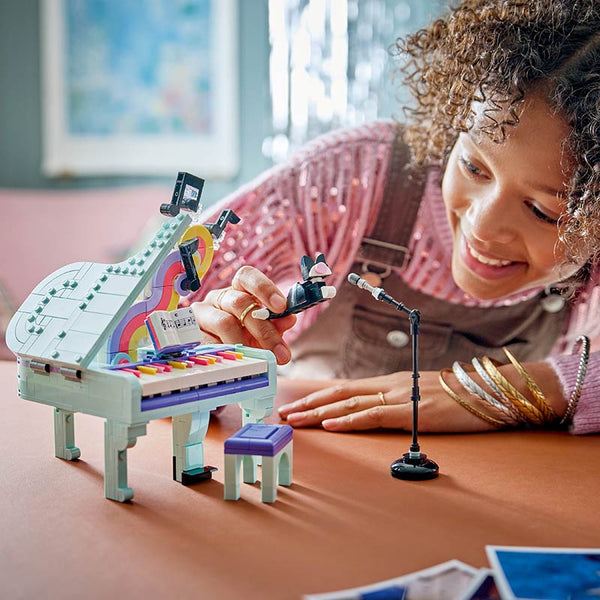 Lego Creator 3 In 1 Music Decor Piano With Cat 31392 Lifestyle with Girl