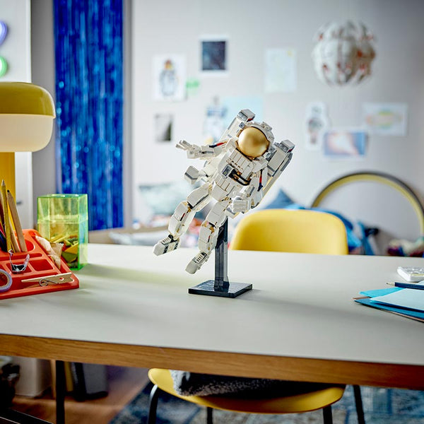 LEGO® Creator 3 in 1 Space Astronaut (31152) Lifestyle Astronaut on Desk