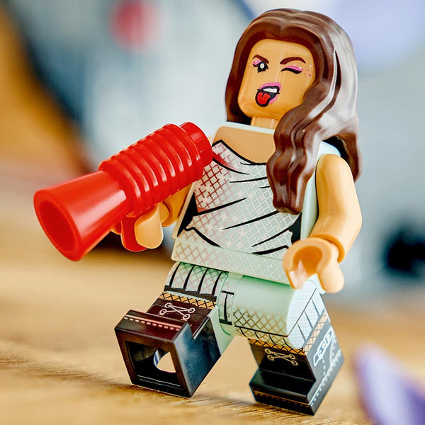 Lego Editions Olivia Rodrigos Vinyl 43028 Olivia Rodrigo Minifigure