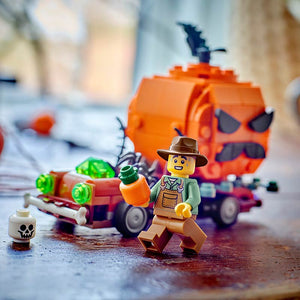 Lego Jack O Lantern Pickup Truck 40822 Lifestyle with Accessories