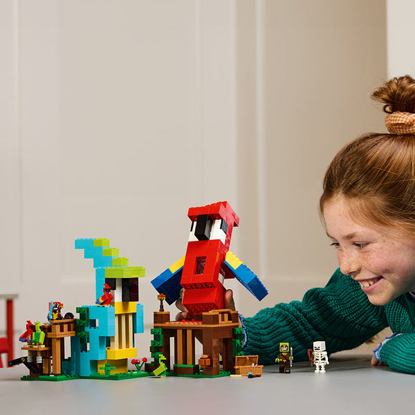 Lego Minecraft The Parrot Houses 21282 Lifestyle with Girl