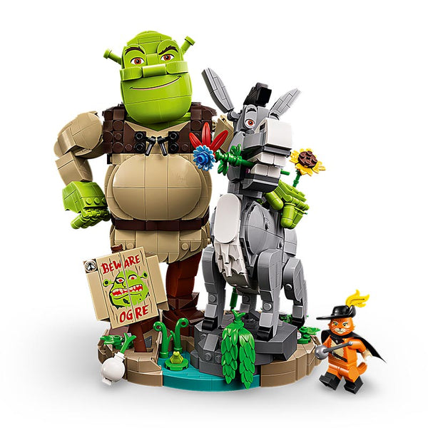 Lego Shrek, Donkey & Puss In Boots (72423) Product Posed