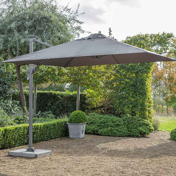 Bramblecrest Lichfield 2.7 x 2.7m Square Cantilever Parasol in Grey