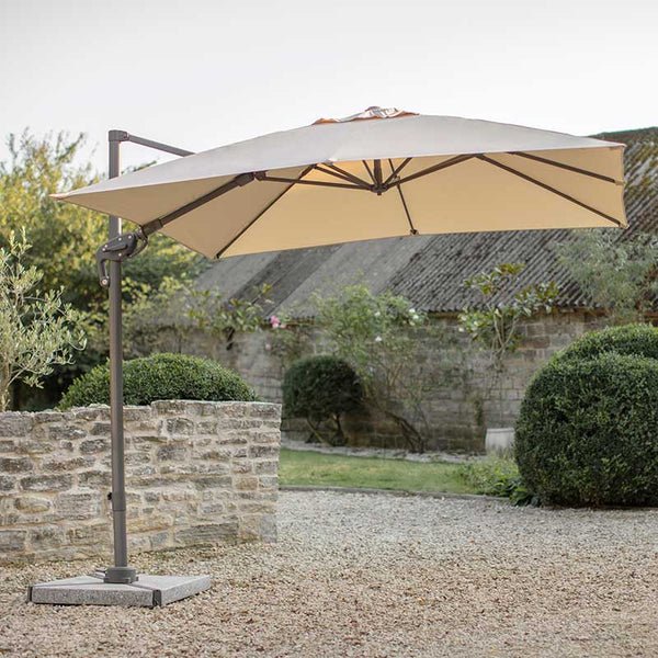 Bramblecrest Lichfield 2.7 x 2.7 m Square Cantilever Parasol in Sand