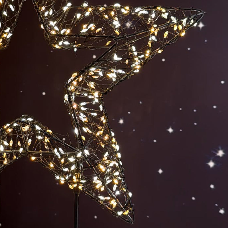 Lumineo LED Star on Stand