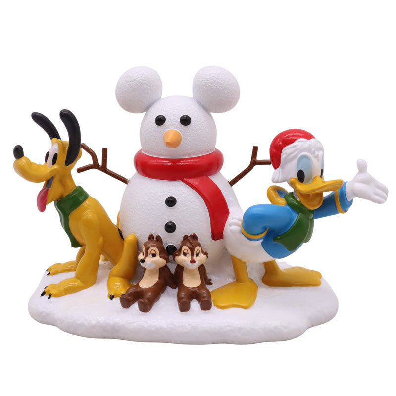 Donald, Pluto & Chip 'n' Dale Snowman Scenery