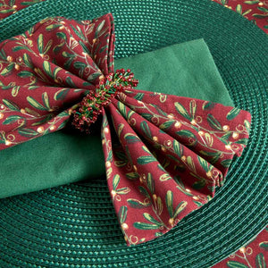 Walton & Co Under The Mistletoe Napkins (Pack of 4)