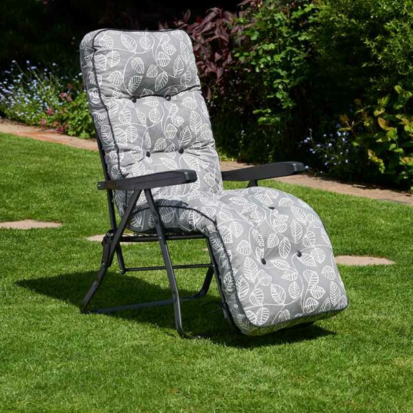 Glendale Deluxe Garden Relaxer in Aspen Grey Leaf