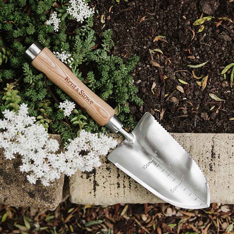 Kent & Stowe The Capability Trowel For Sale