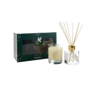 Wax Lyrical Fragranced Candle & Reed Diffuser Gift Set - Under The Mistletoe