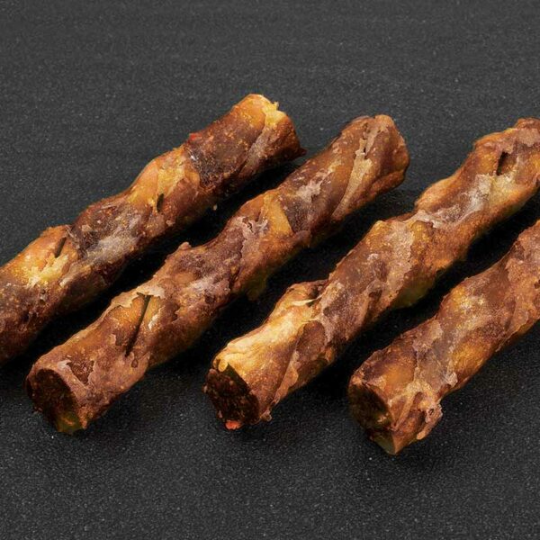 Zoon Rawhide Free 4 Beef Twists 160g close up of treats
