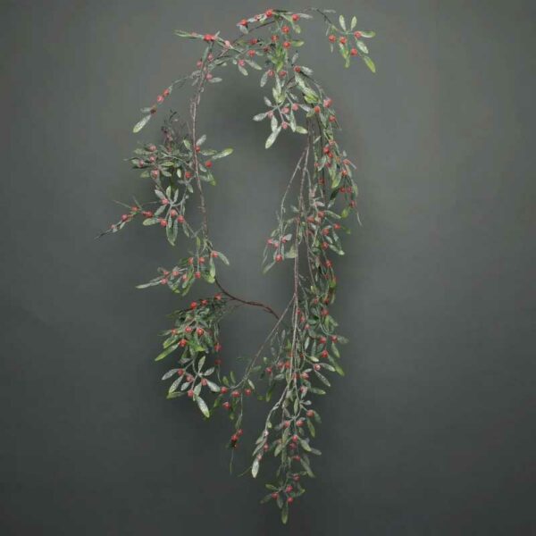 APAC Frosted Red Berry & Mistletoe Garland
