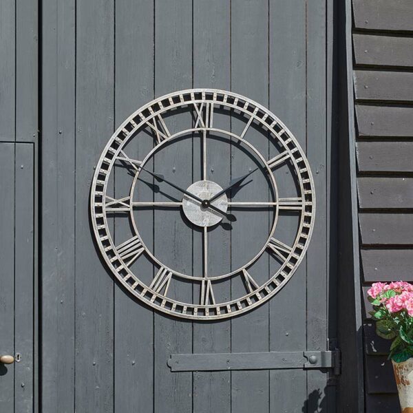 Buxton Wall Clock XL lifestyle