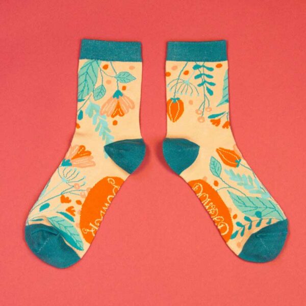 Powder Delicate Floral Ankle Socks - Ice