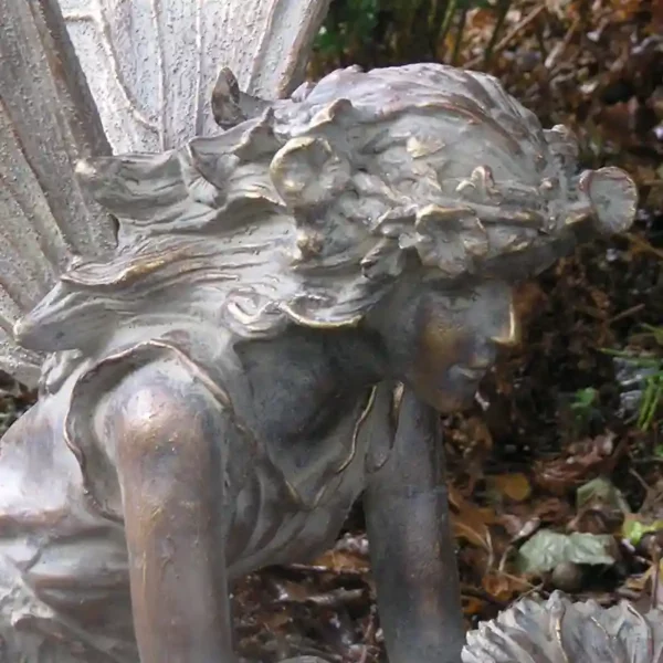 Home & Garden UK Fairy Sitting Garden Statue head detail