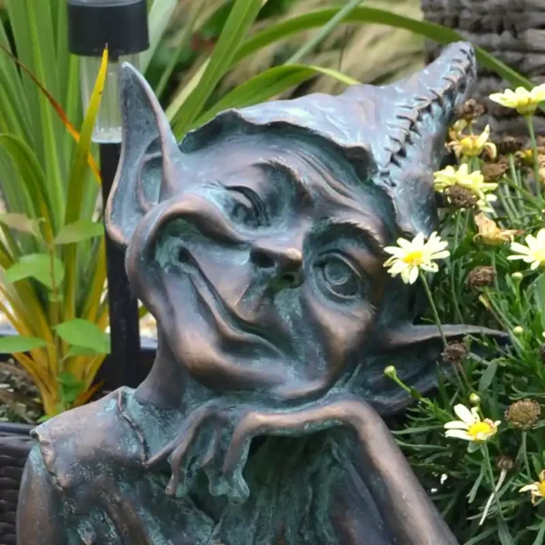 Home & Garden UK Pixie Sitting Garden Statue detail