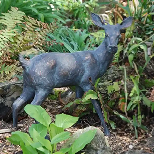 Home & Garden UK Stag and Doe set of Garden Statues doe detail