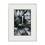 if19046 Iframe Die Cast White Photo Frame 4 x 6