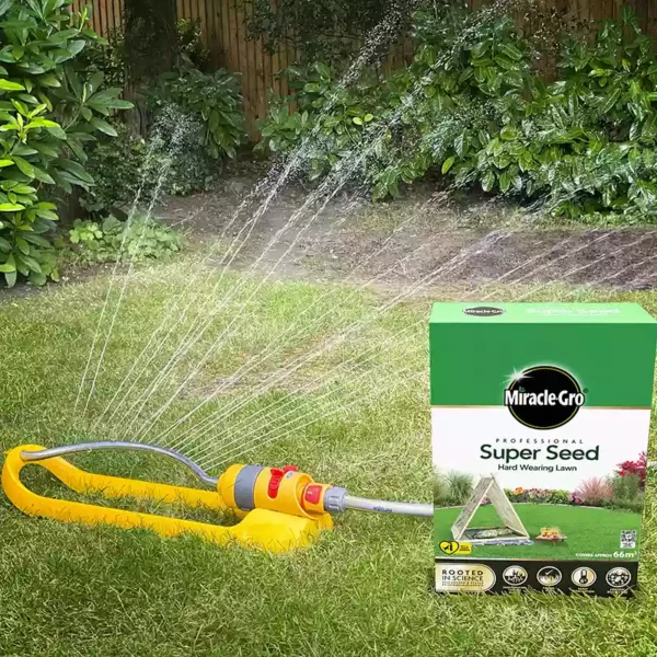 Miracle-Gro Professional Super Seed Hard Wearing Lawn sprinkler