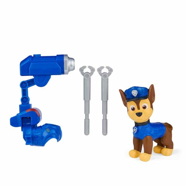 PAW Patrol, Movie Collectible Zuma Action Figure with Clip-on Backpack and 2 Projectiles, Ages 3+ blue