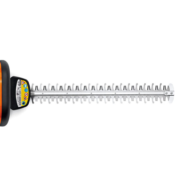 A top down view of the STIHL HSA 66 Cordless Hedge Trimmer blades.