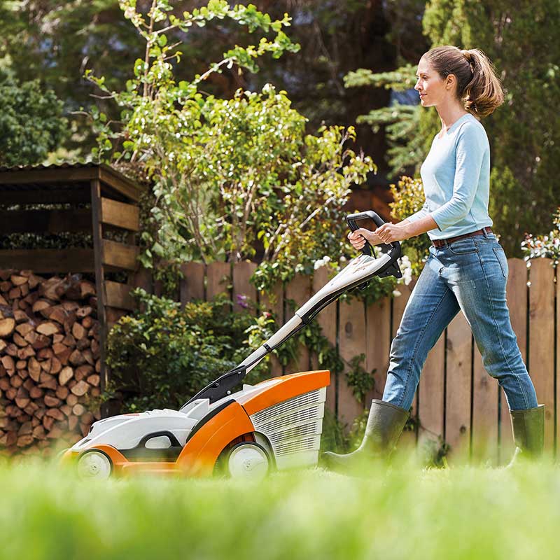 Stihl RMA 339 C Cordless Lawn Mower Front Page Feature