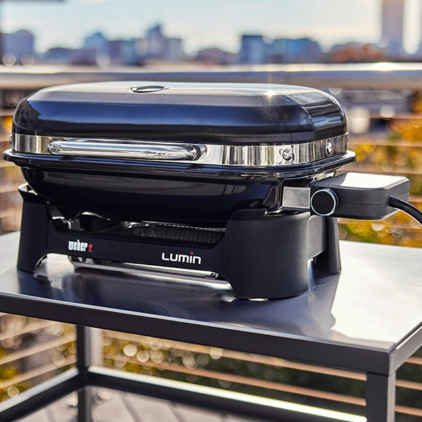 https://www.gatesgardencentre.co.uk/wp-content/uploads/weber-lumin-compact-barbecue-600x600-1.jpg