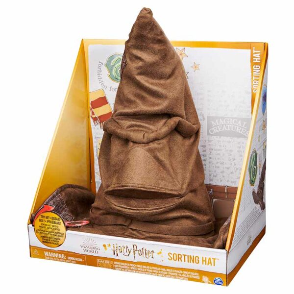 Wizarding World, Talking Sorting Hat with 15 Phrases, Ages 5+ packshot