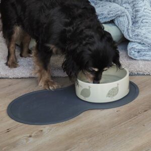 Zoon Charcoal Rubber Feeding Mat in use